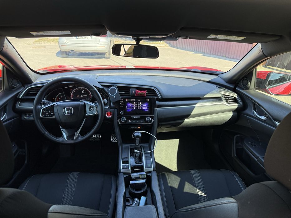 Продам Honda civic X