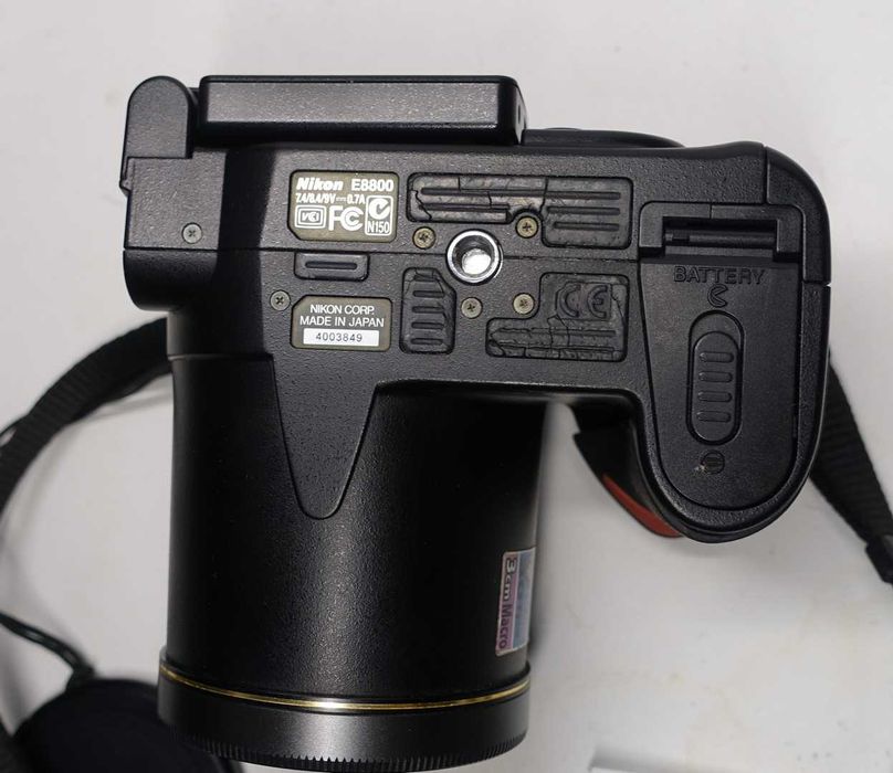 Nikon E8800 8800 zabytek