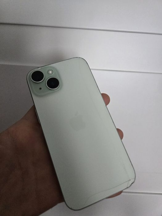 iPhone 15 128 GB