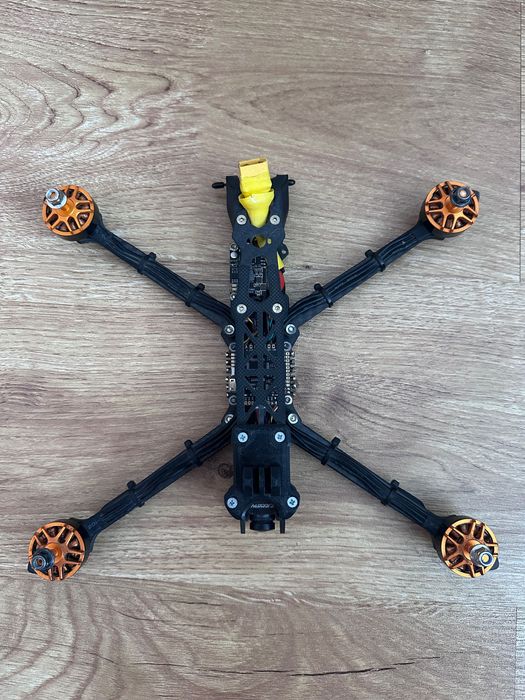 FPV набір (дрон+пульт+окуляри)