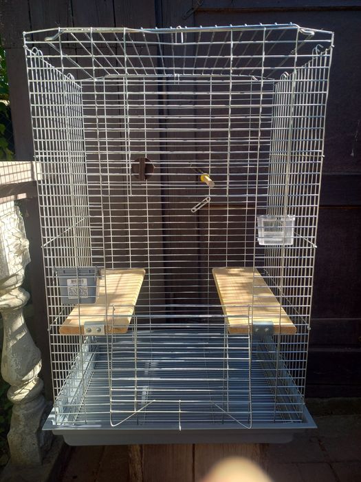 Клітка для папуги
