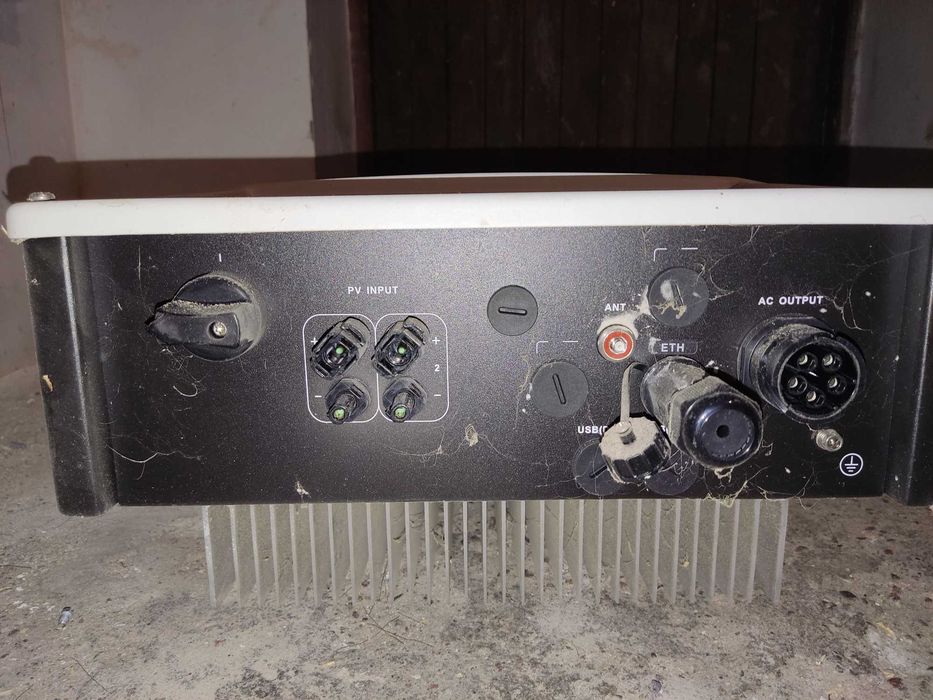 Falownik zeversolar 8kv  750 zł