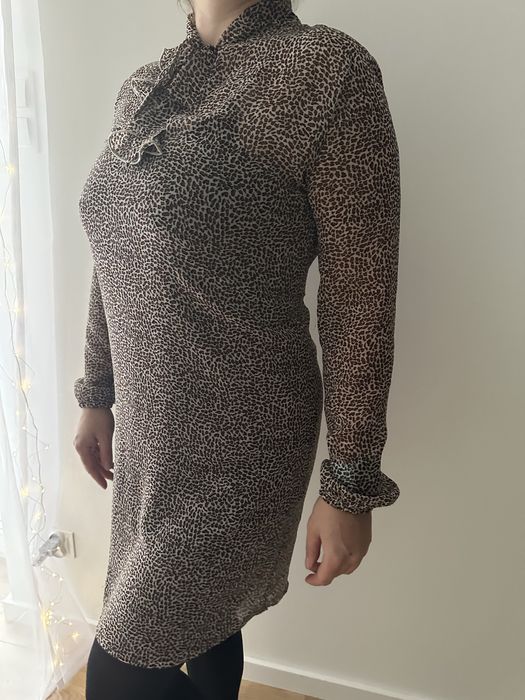 Leopardowa sukienka Sisley