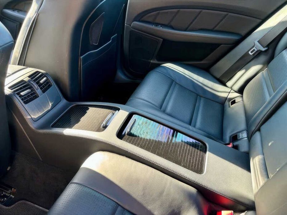 Mercedes-Benz CLS 63 AMG      2014