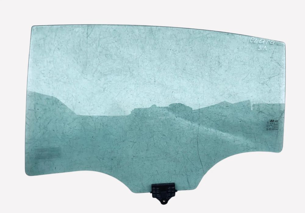 Скло дверей заднє ліве Hyundai Elantra 6 VI AD