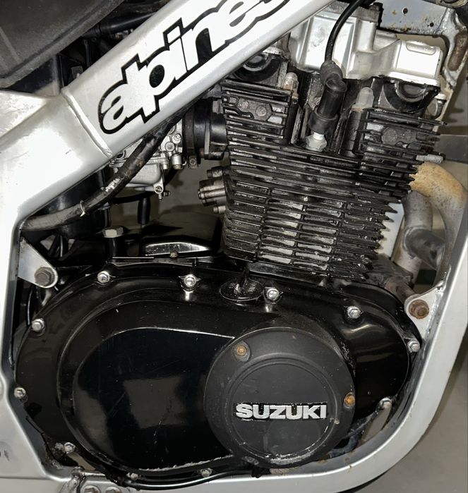 Двигун Suzuki GS500 | 500 см³ | Робочий | Повний комплект