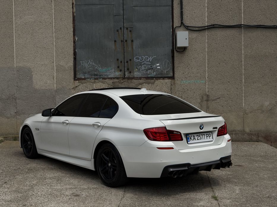 BMW 5-SERIES F10 2013Г.В