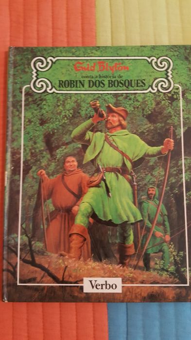 2 Livros infantis - 5€-Robin Bosques e Aventuras Gulliver - Ermesinde