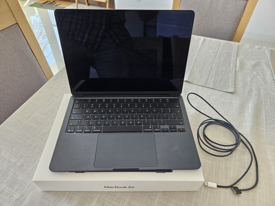 MacBook Air M5 13,6" | Retina | 16 GB RAM | 512 GB SSD | IDEAŁ | Jak nowy