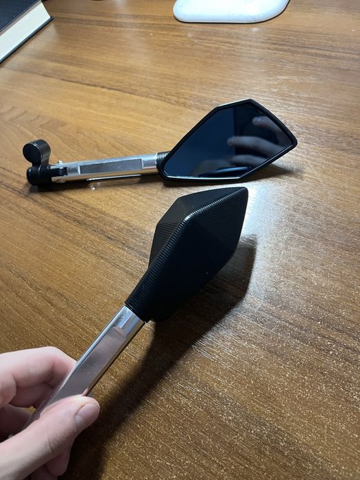 Нові дзеркала на мотоцилк