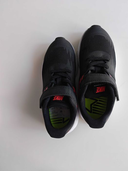 Sapatilhas Nike novas
