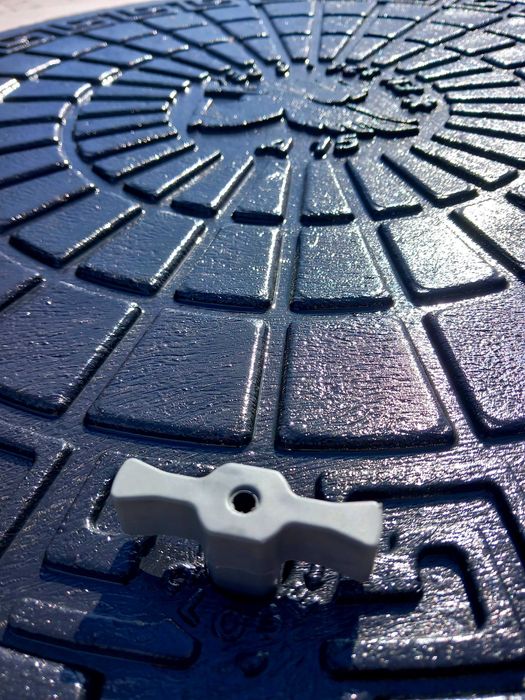 BEZPIECZNA na klucz Pokrywa Betonowa 105cm WŁAZ zamykany z POKRYWĄ