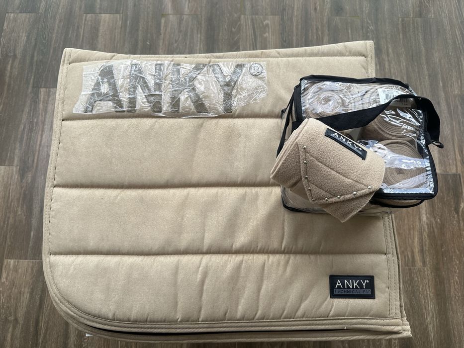 Komplet czaprak pad Anky Light Gold