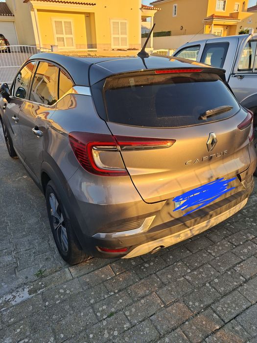 Captur 1.5 blue dci 115cv exclusive — photo 2