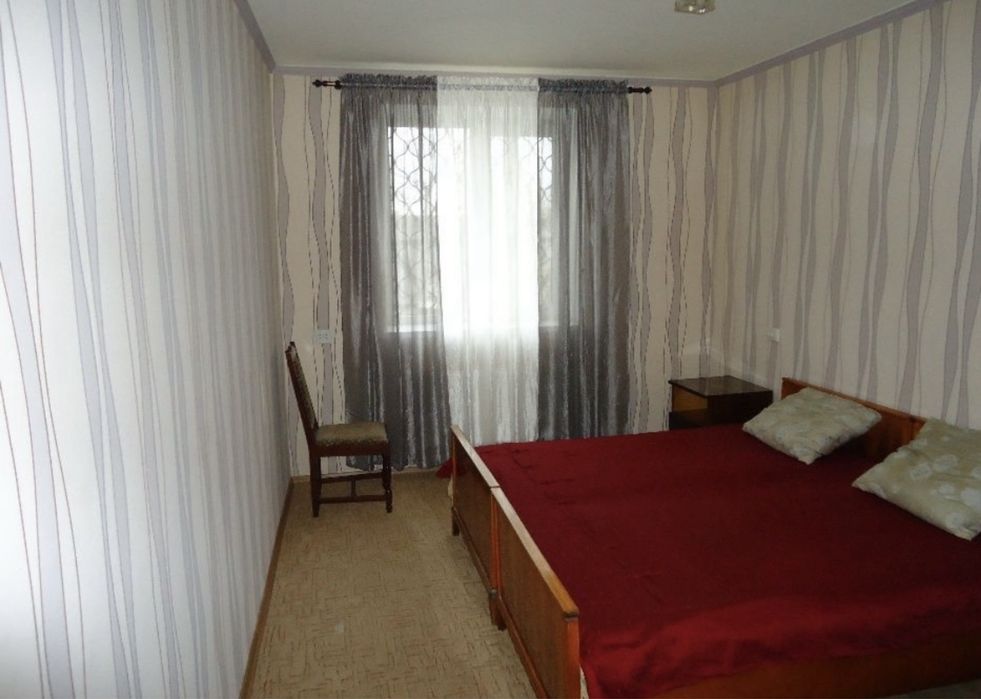 Сдам дом на берегу реки, собственный пляж, баня. Доброполье