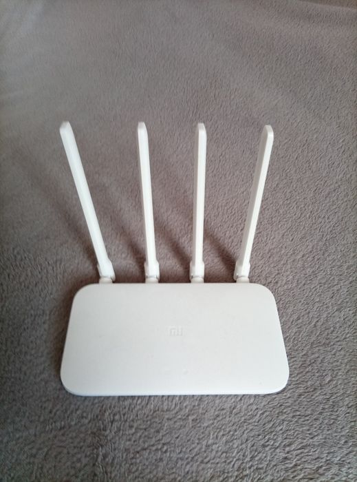 Маршрутизатор Xiaomi Mi WiFi Router 4C
