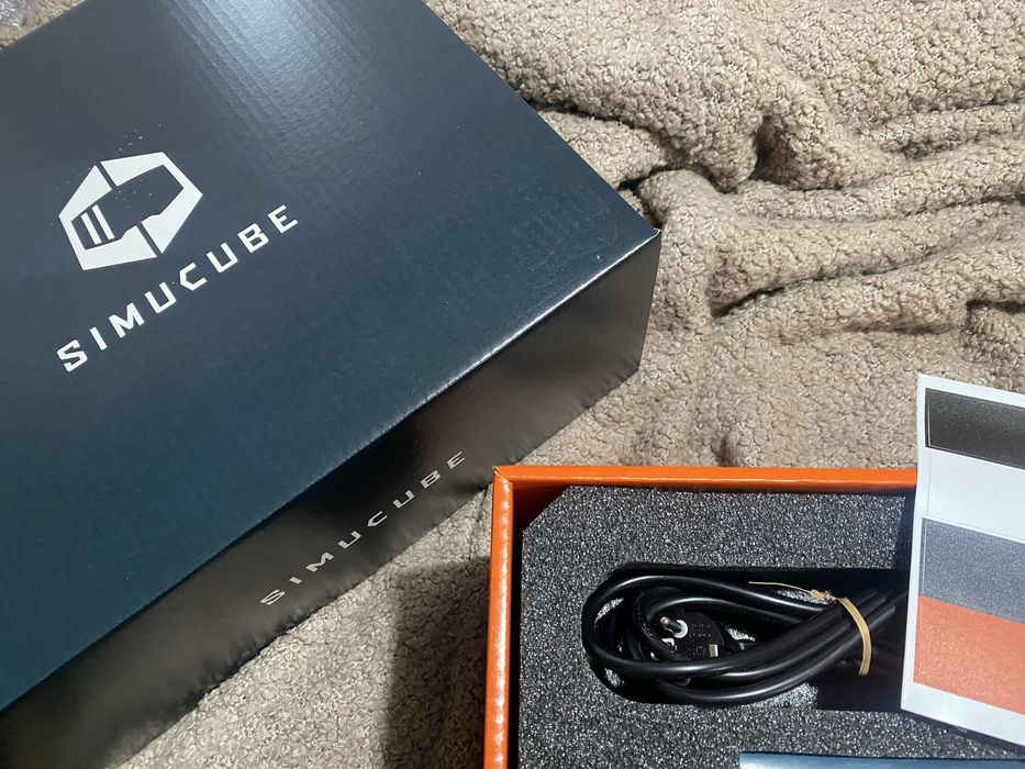 Simucube 2 Pro 2025 / Porsche GT3 Cup / Mount / QR