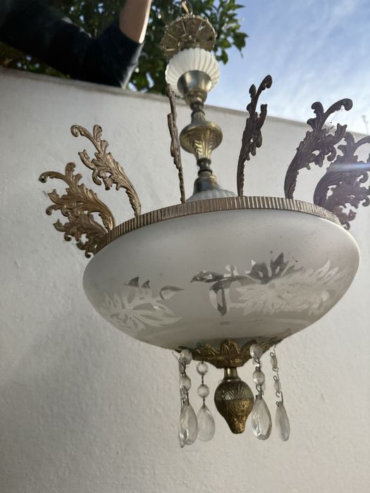 Candeeiro antigo de teto