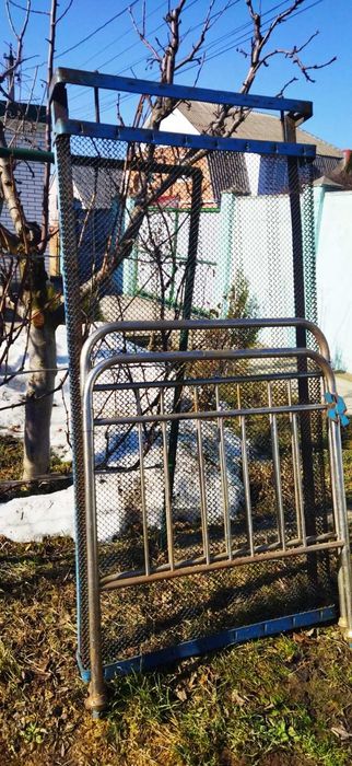 ліжко металічне з нікелірованими бильцями (міцне радянське)