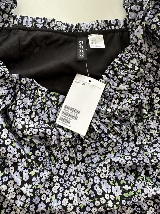 Сукня H&M в дрібний квітковий прінт