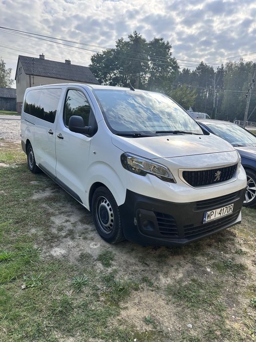 Peugeot Traveller