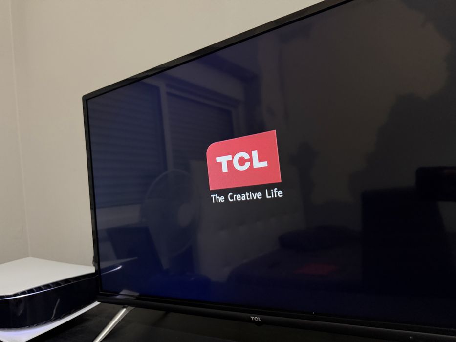 TV TCL - tela de 32 polegadas