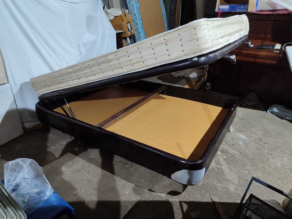 sommier com colchão