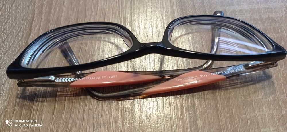 Oprawki okularowe, okulary korekcyjne