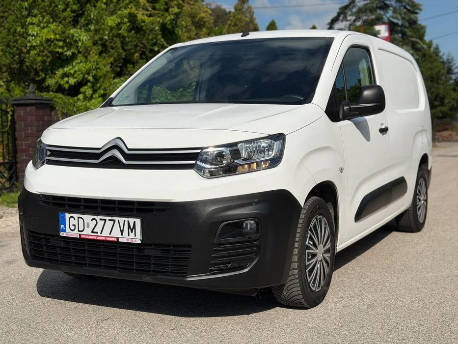 Citroën BERLINGO  1WŁ Salon PL FV23% L2 Long 130KM Czujniki parkowania Klimatyzacja 3 os
