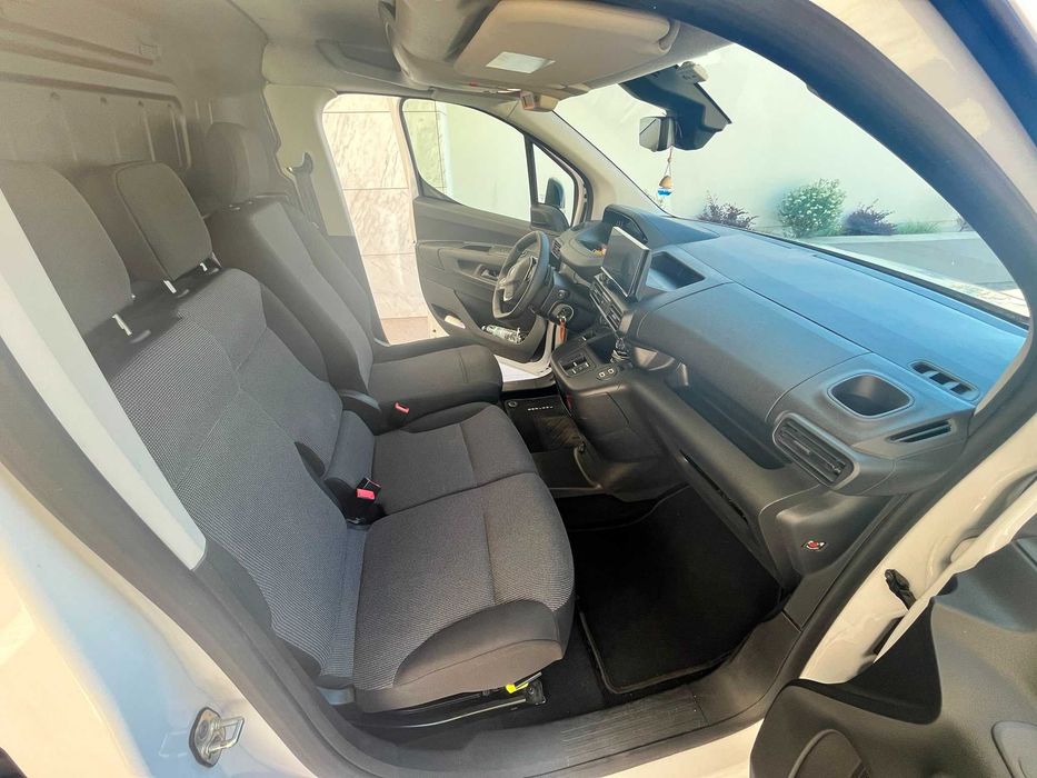 Carrinha Peugeot Partner Standard 1.5 BlueHDI