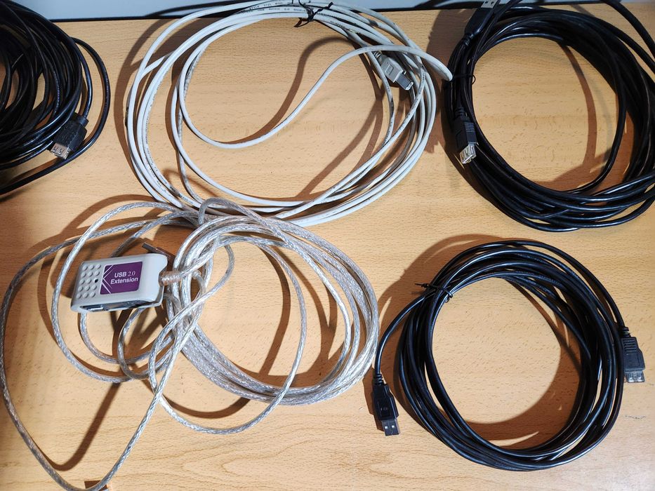 Cabos USB e Firewire1394
Cabos USB e Firewire1394