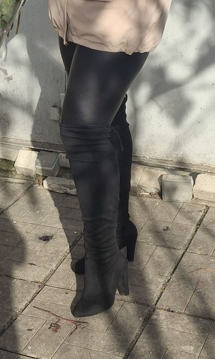 Продам ботфорти 43р