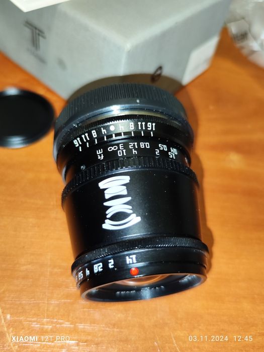 Продам обектив  новый