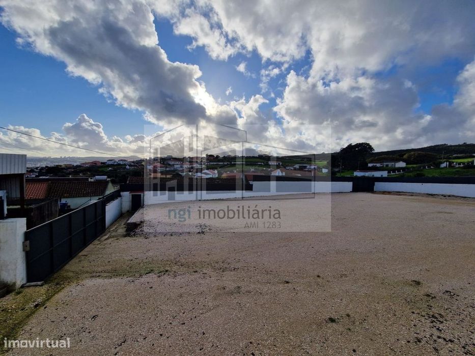 Terreno em Santo Antão do Tojal - Loures