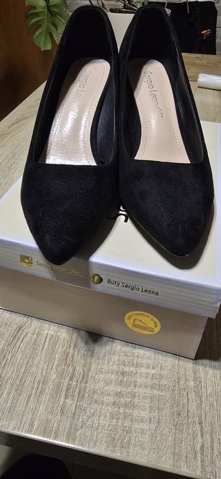 Nowe buty na klocku, eleganckie na obcasie 40