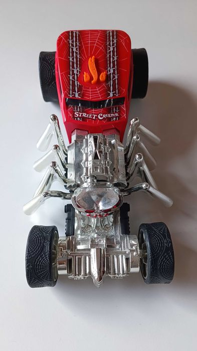 Hot Wheels: Monster Action Street Creeper AUTO, Samochód Pająk