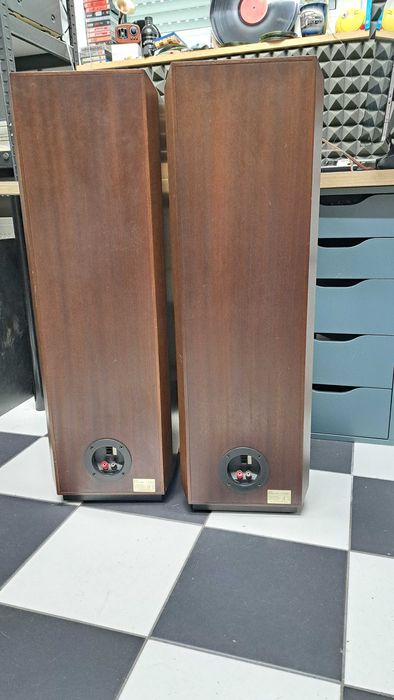 Kolumny Revox Emporium classic