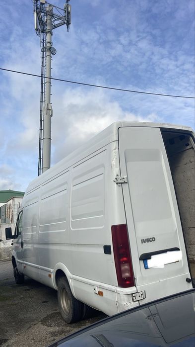 Iveco 35c13 pronta a trabalhar