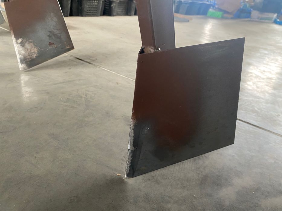 Плужок - маркер городний НОВИЙ