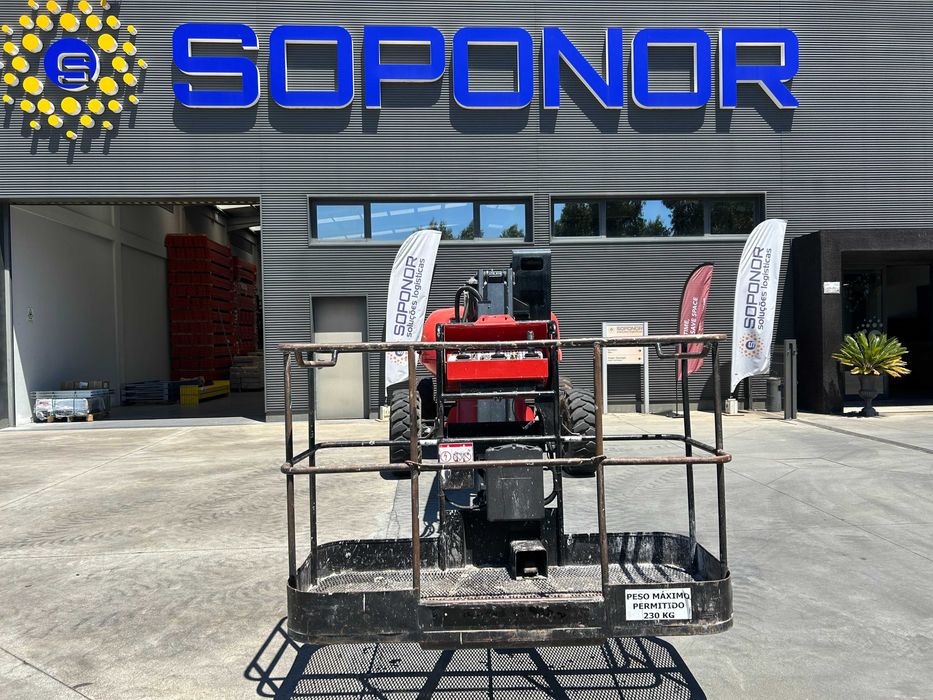 Plataforma Articulada Manitou Diesel 180 ATJ