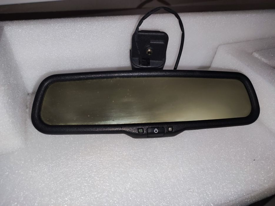 Дзеркало салону geely нове .