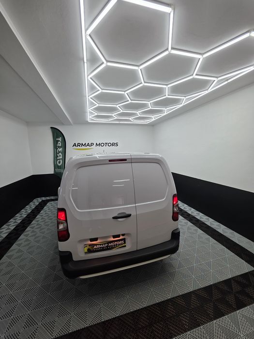 Citroen Berlingo iva dedutível 2024