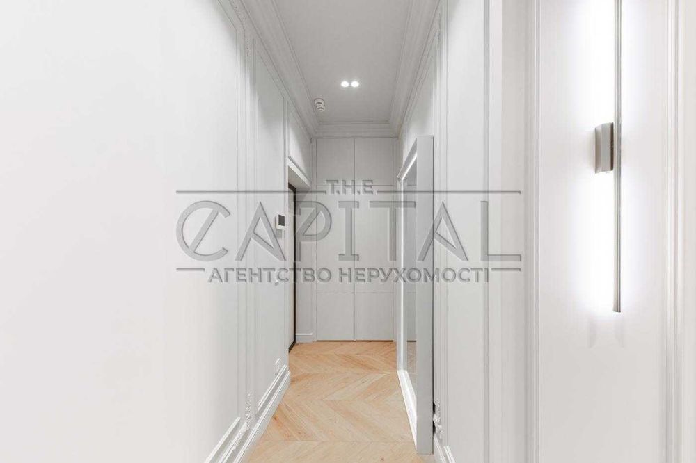 Центр. Золоті Ворота. Нова квартира, Ярославів град