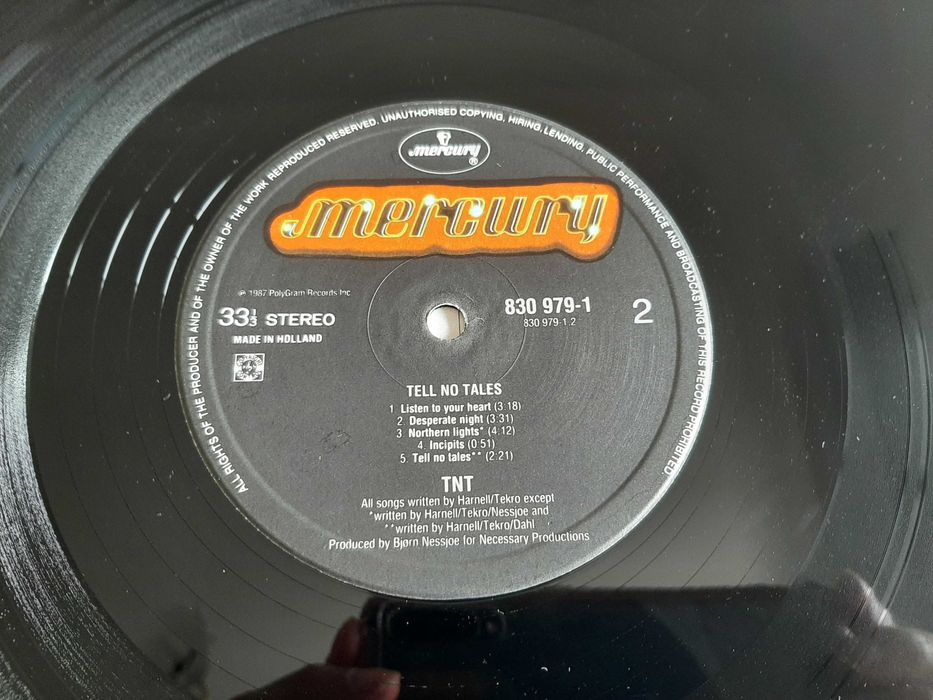 TNT - Tell No Tales - Europa - Vinil LP