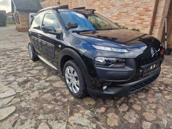 deska kokpit konsola citroen c4 cactus
