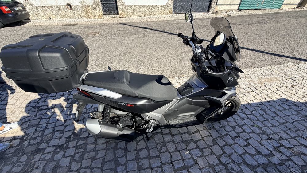 Voge SR1 ADV como nova
