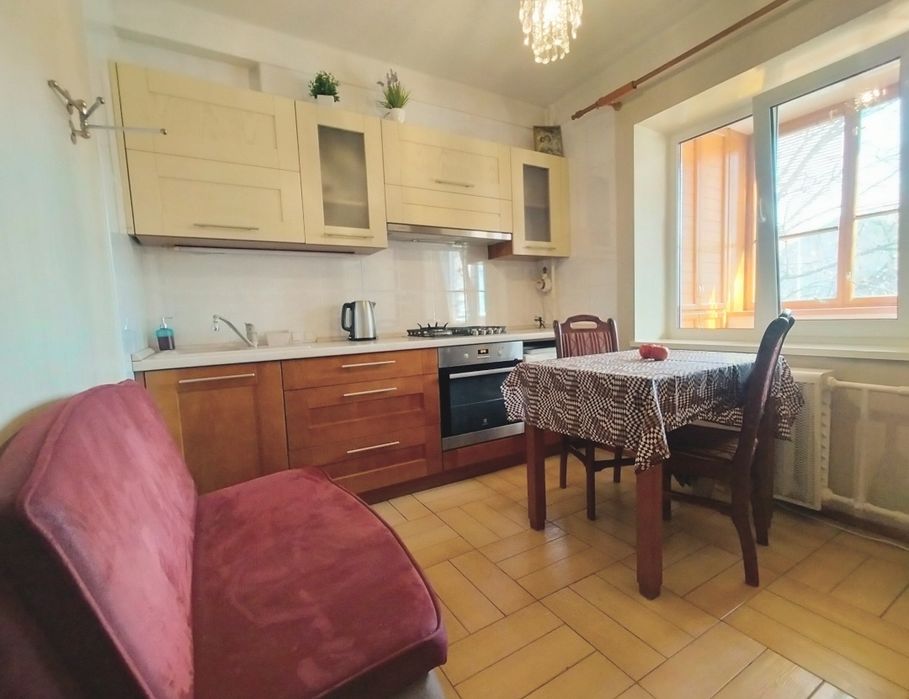 Сдам в аренду 2/р возле ст.м.Голосіївська