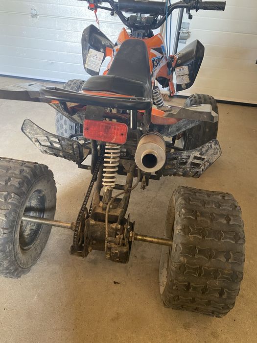 Troco moto 4 em bom estado
