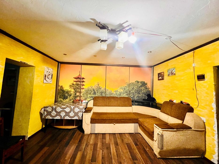 Продаж будинку Шкільний (ділянка 6,5 соток примикає до Валів)