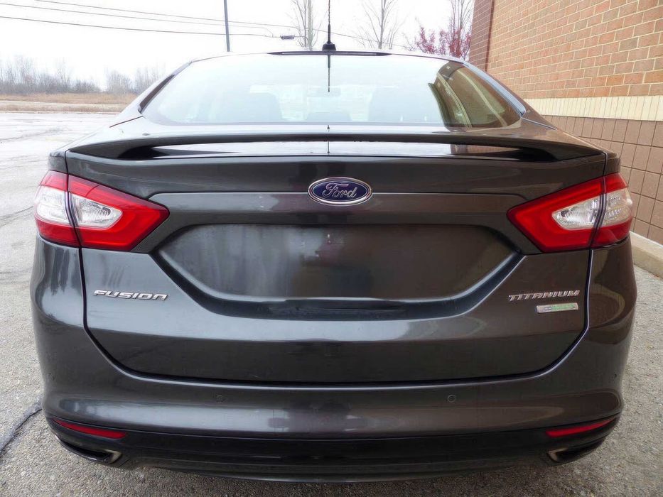 Ford Fusion Titanium      2016